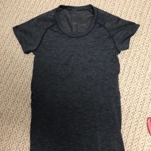 New without Tag Lulu Swiftly Tech Short Sleeve Top